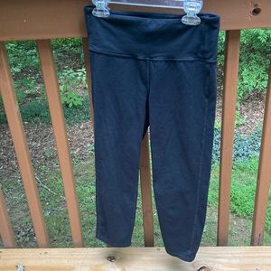 Athleta black Capri leggings